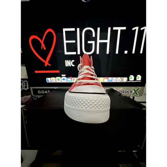 NEW WOMEN'S SIZE 9 CONVERSE CTAS CHUCK TAYLOR ALL STAR ULTRA RED A02075C - Picture 3 of 6